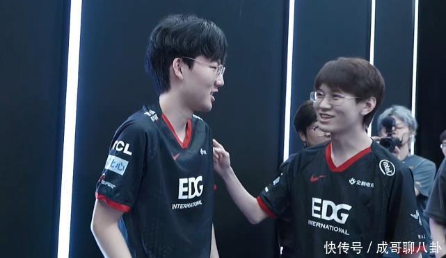 手属性早已 手属性早已