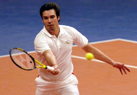 詹姆斯和他 詹姆斯和他