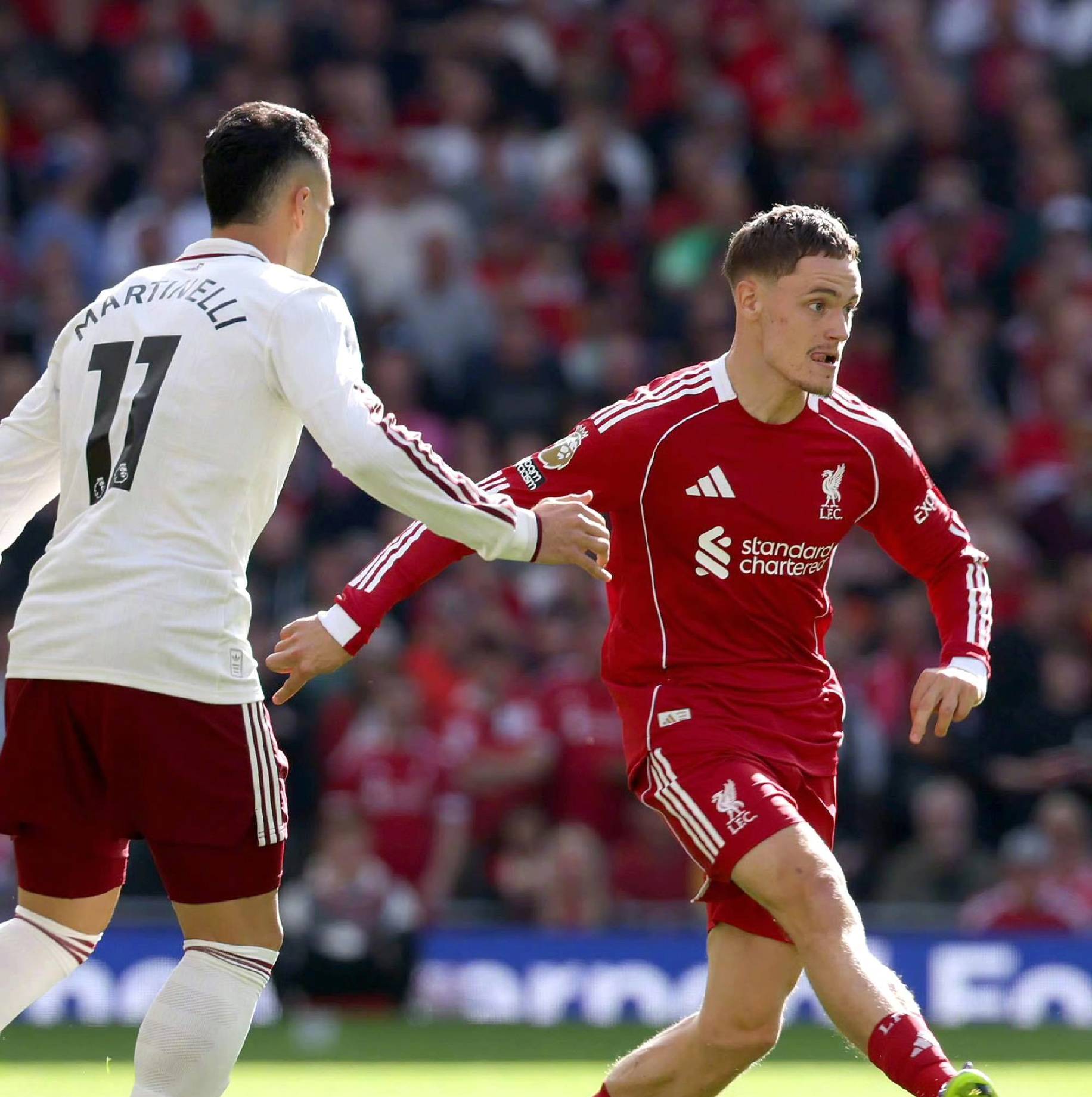 禁区内触球 禁区内触球