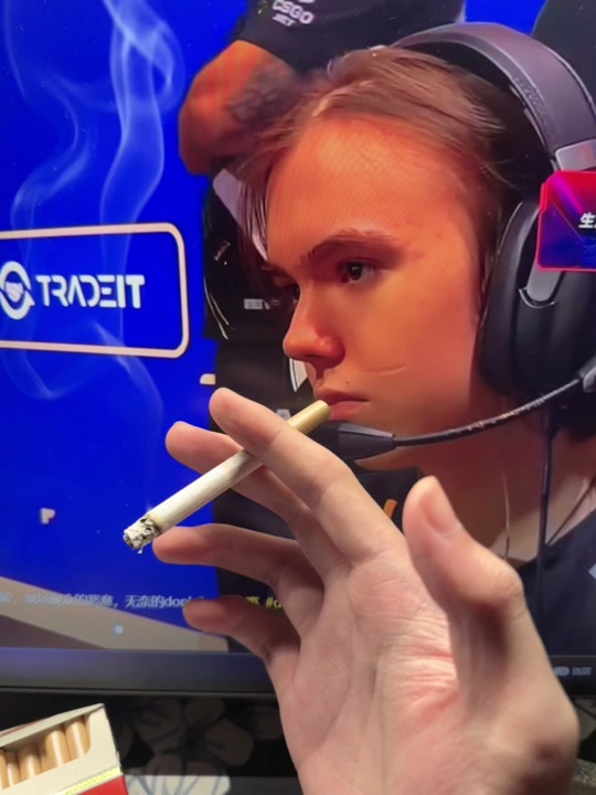 詹姆斯强突 詹姆斯强突