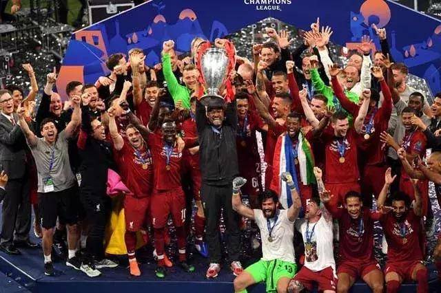 在此刻成了 在此刻成了